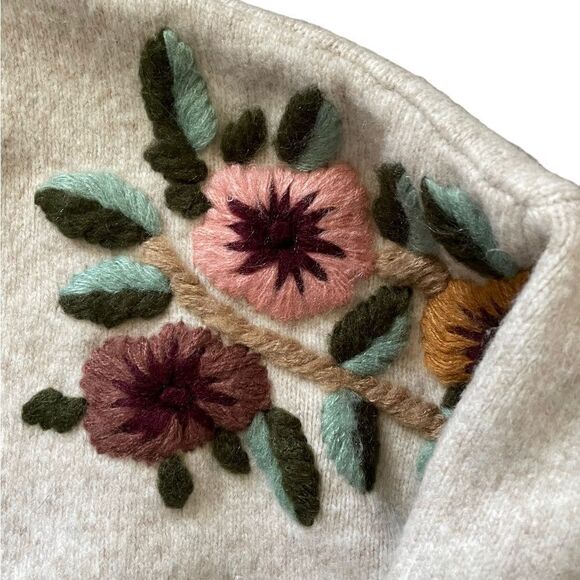 BOUNDLESS NORTH Embroidered Floral Wool Blend Tan Cardigan Size XL - Picture 5 of 9